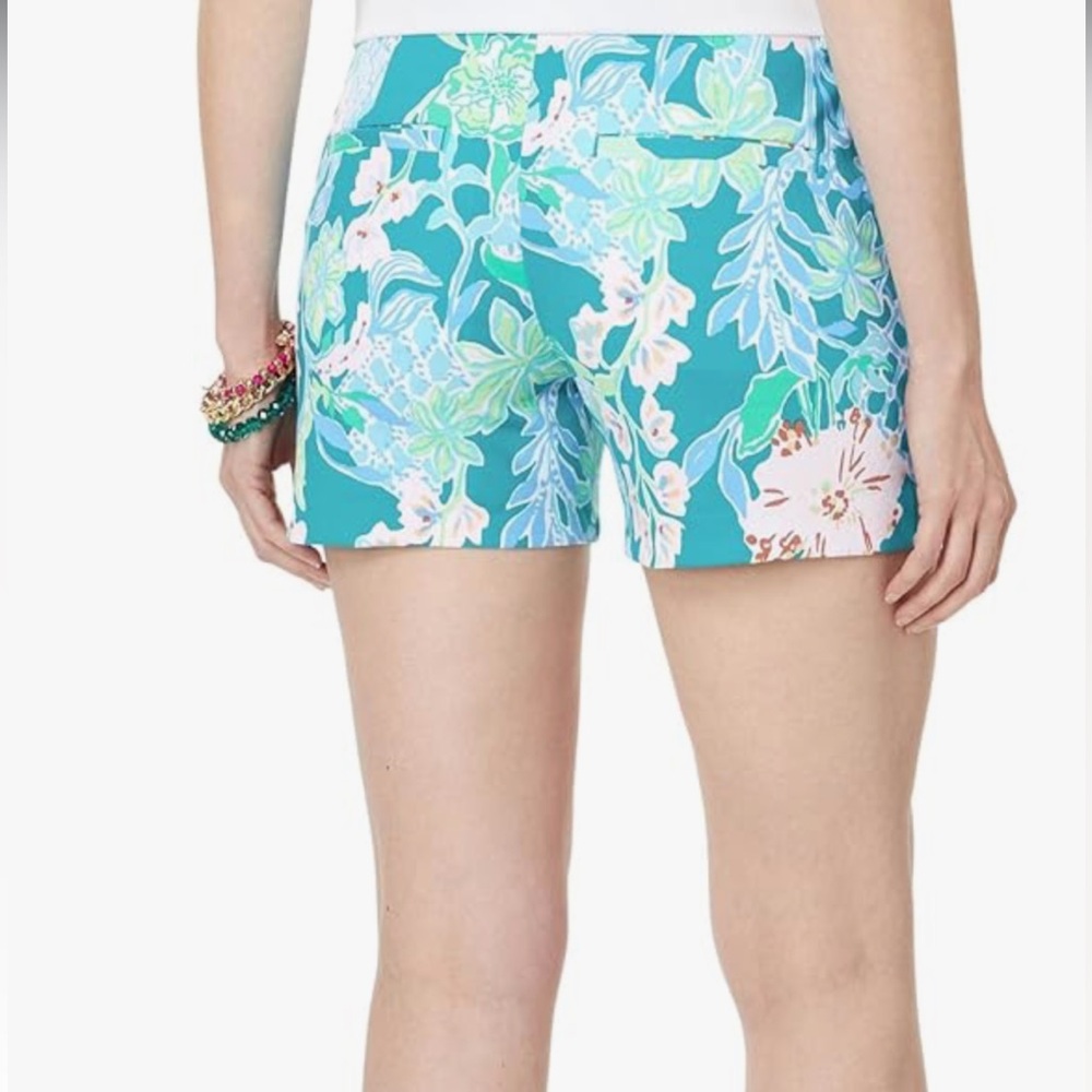 Lilly Pulitzer Callahan Mid Rise Shorts - Picture 2 of 10